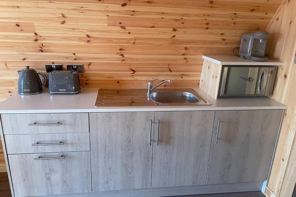 Allt Yelkie Pod Tri, Earlish Bagian luar foto